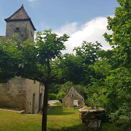 Bed and Breakfast Le Moulin De Jules Et Akasha Murat Esterno foto