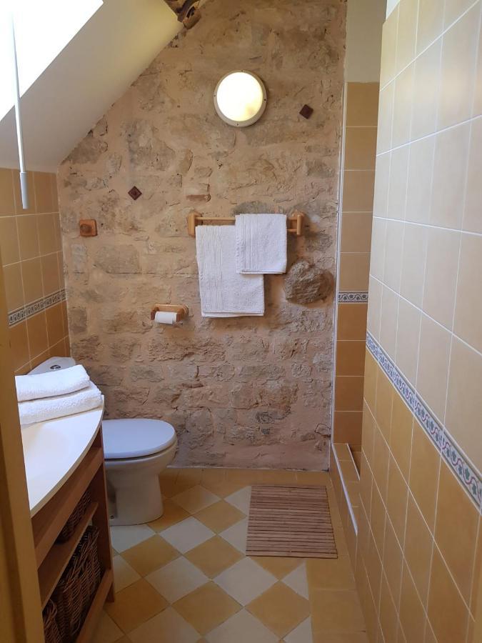 Bed and Breakfast Le Moulin De Jules Et Akasha Murat Esterno foto
